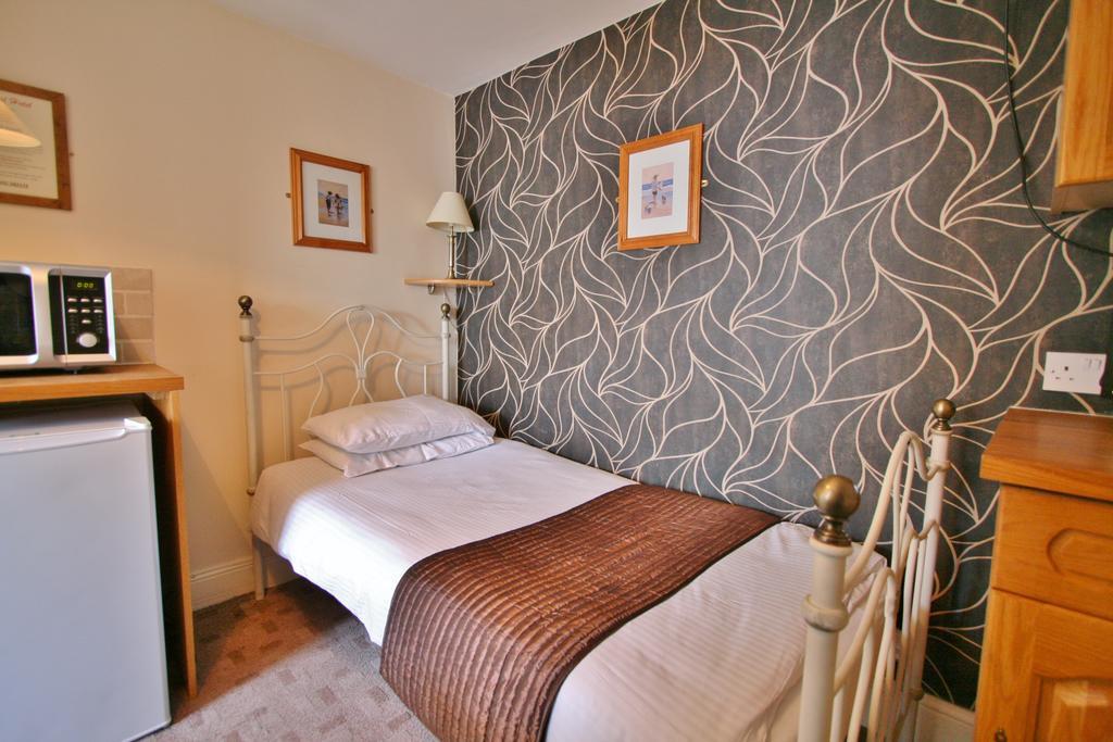 Central Hotel Cheltenham By Roomsbooked Ruang foto