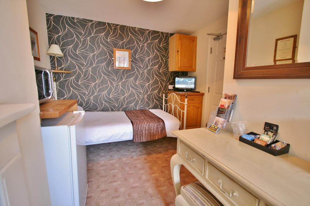 Central Hotel Cheltenham By Roomsbooked Ruang foto