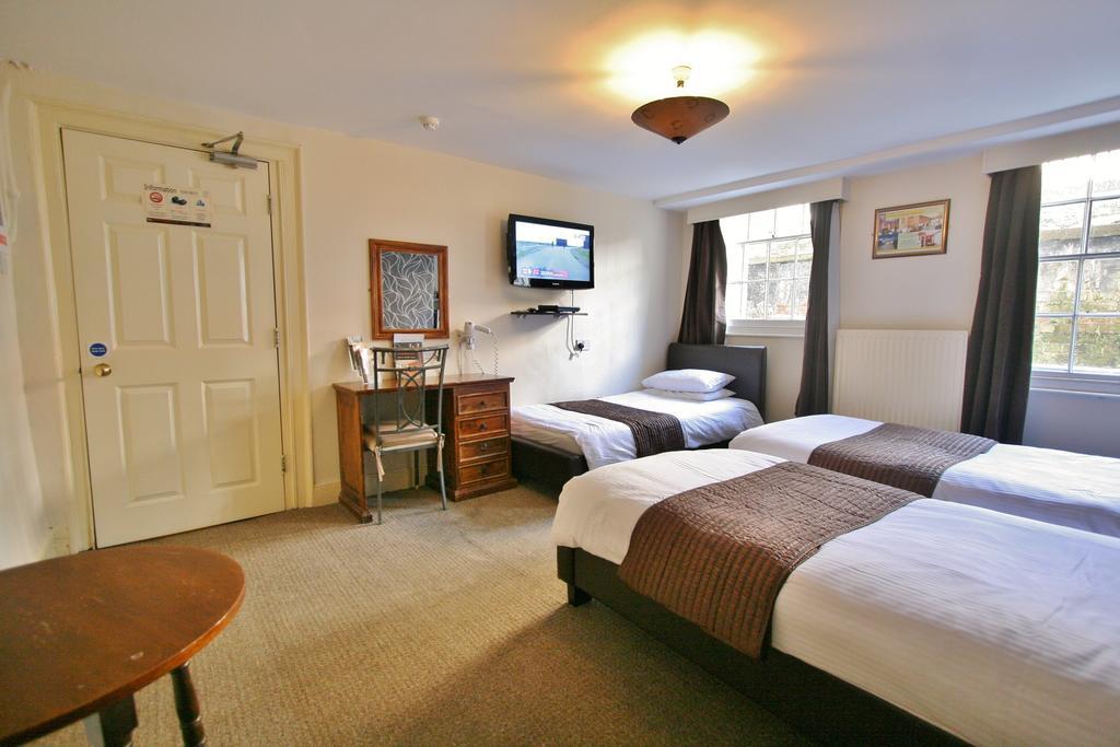 Central Hotel Cheltenham By Roomsbooked Bagian luar foto