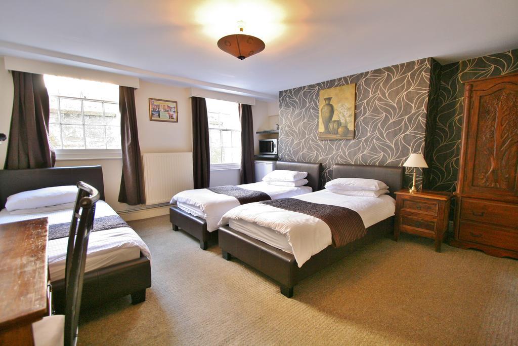 Central Hotel Cheltenham By Roomsbooked Bagian luar foto