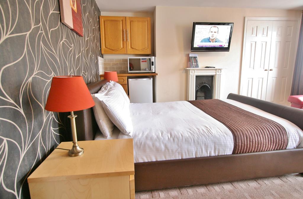 Central Hotel Cheltenham By Roomsbooked Ruang foto