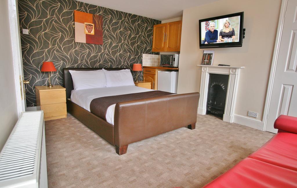 Central Hotel Cheltenham By Roomsbooked Ruang foto